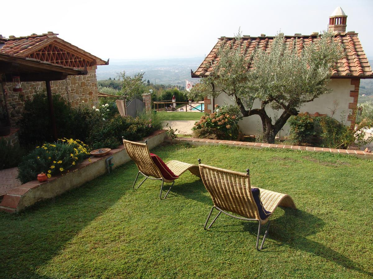 Casa Vacanze La Porta Vinci Esterno foto