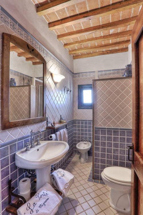 Casa Vacanze La Porta Vinci Esterno foto