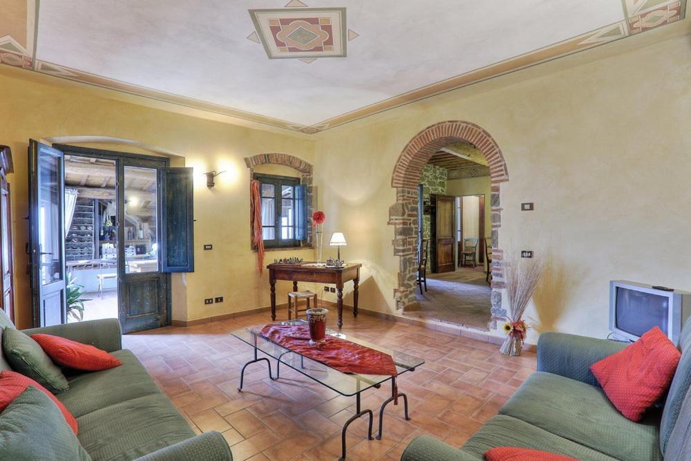 Casa Vacanze La Porta Vinci Esterno foto